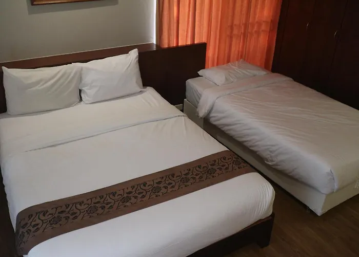 Floral Shire Suvarnabhumi Airport Hotel